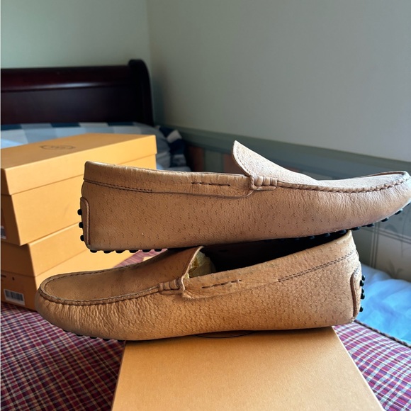 Tod’s Ostrich Leather Moccasin shoes size 7.5eu (fits 8-8.5us) - Picture 9 of 9